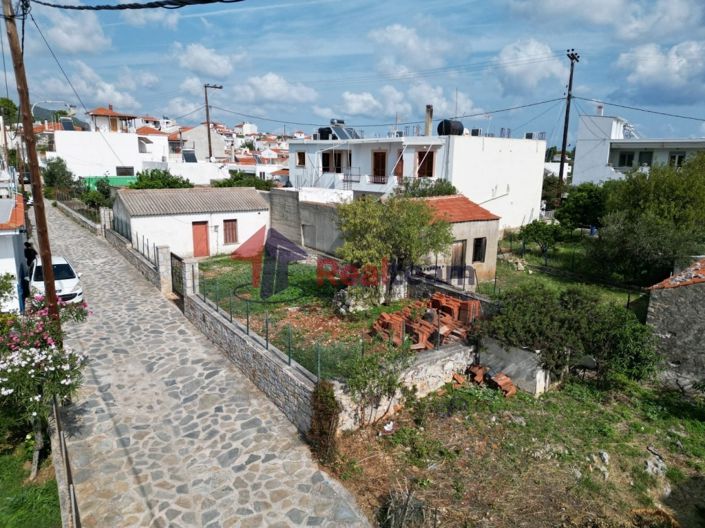 Image No.2-Propriété à vendre à Votsi