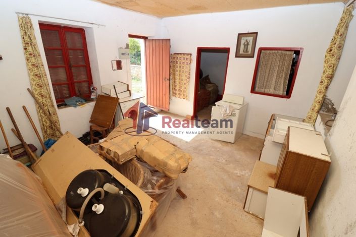 Image No.6-Propriété à vendre à Votsi