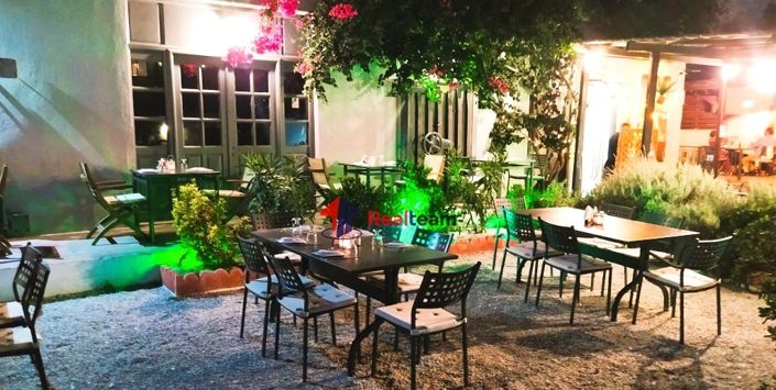 Image No.12-Propriété de 1 chambre à vendre à Chora