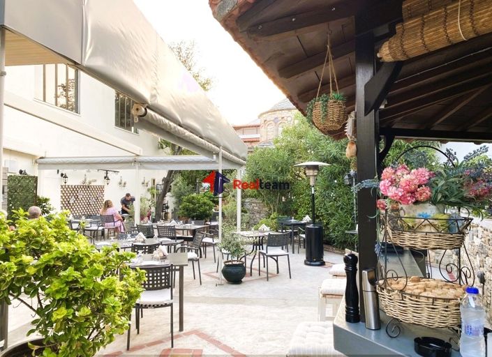 Image No.22-Propriété de 1 chambre à vendre à Chora