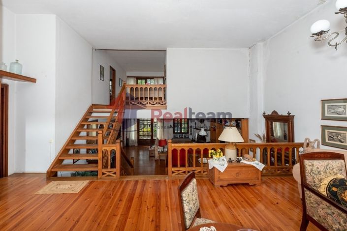 Image No.15-5 Bed Property for sale