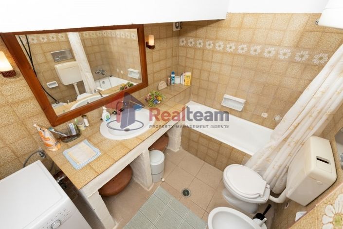 Image No.6-5 Bed Property for sale