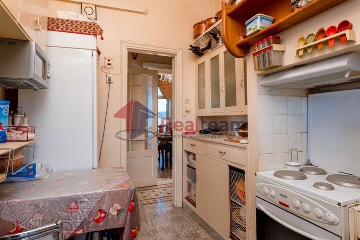 Image No.11-2 Bed Property for sale