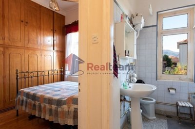 img33e98aae-f703-43e1-84a0-8bd4633e8cc2