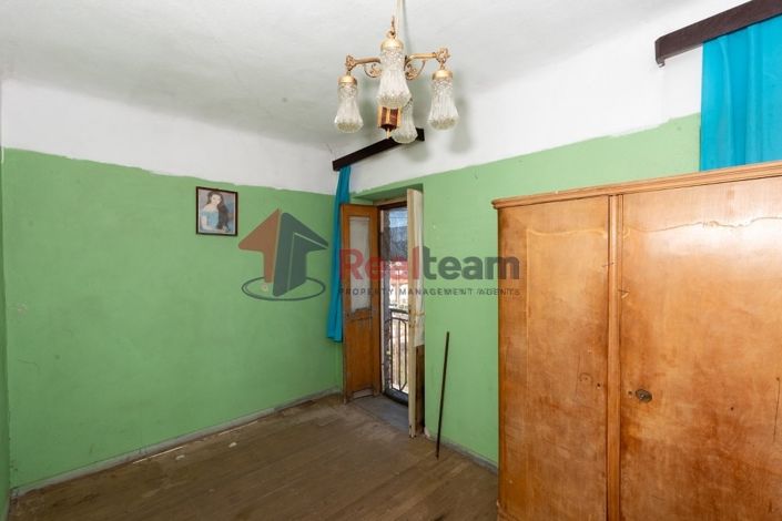 Image No.13-2 Bed Property for sale