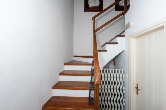 Image No.15-3 Bed Property for sale