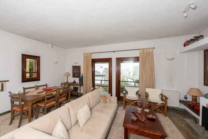 Image No.2-3 Bed Property for sale