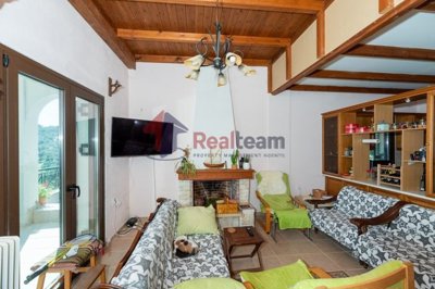 imga8e3c9d5-8a9f-4112-892b-30e8c094d609