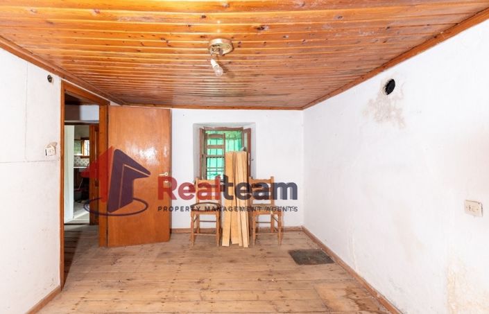 Image No.11-2 Bed Property for sale