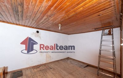 img575f79ff-f72f-4e30-bc36-32e4fd88853d