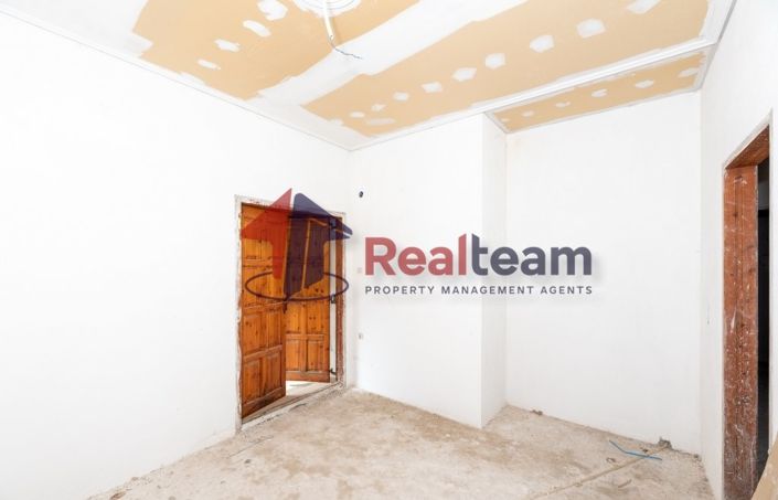 Image No.11-3 Bed Property for sale