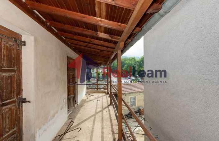 Image No.14-3 Bed Property for sale