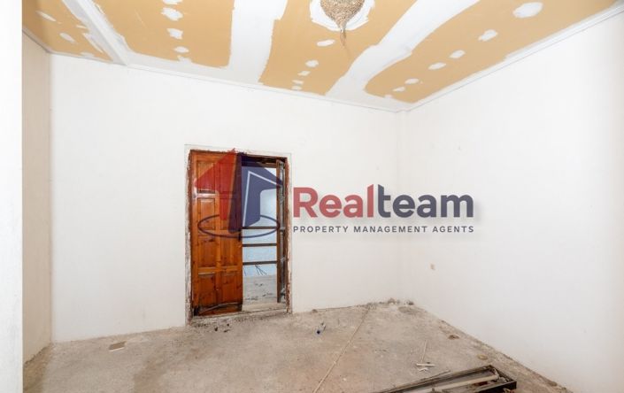 Image No.4-3 Bed Property for sale