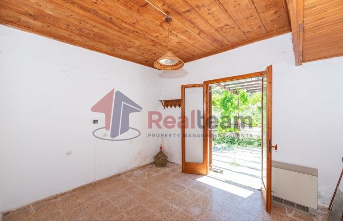 Image No.21-Propriété de 1 chambre à vendre à Ditropo