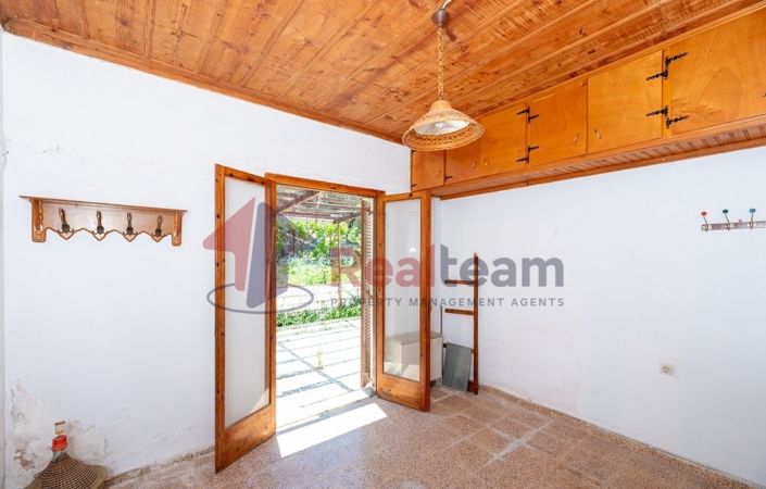 Image No.22-Propriété de 1 chambre à vendre à Ditropo