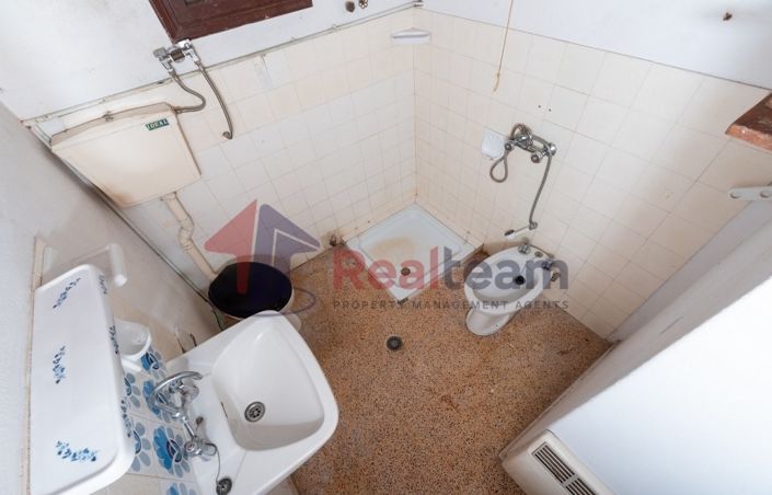 Image No.25-Propriété de 1 chambre à vendre à Ditropo