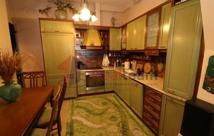 Image No.10-Propriété de 3 chambres à vendre à Chora