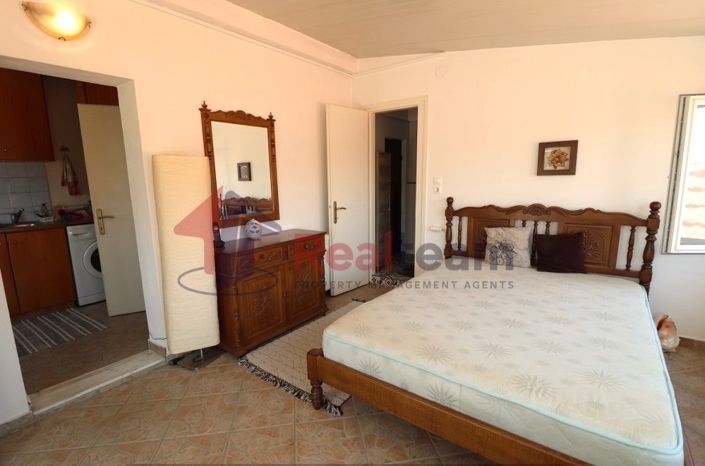 Image No.23-Propriété de 3 chambres à vendre à Chora