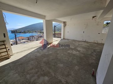 img903836b5-0190-45bf-974b-4ed00a29cbf7