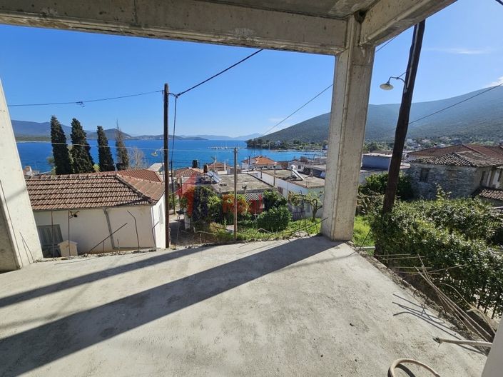 Image No.17-2 Bed Property for sale