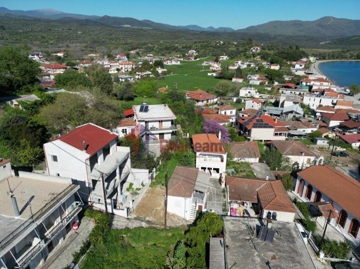 Image No.20-2 Bed Property for sale