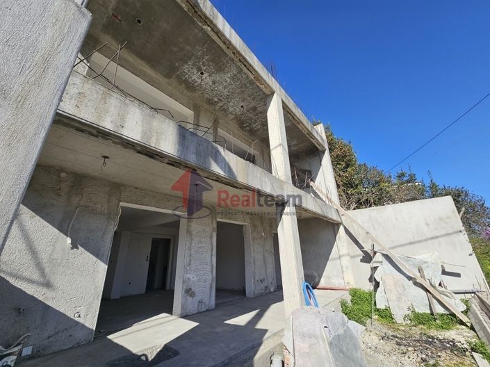 Image No.4-2 Bed Property for sale