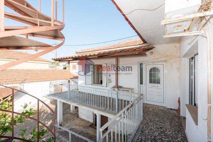 Image No.14-2 Bed Property for sale