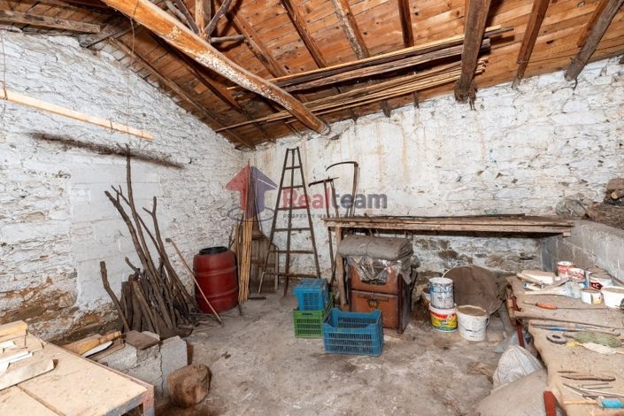 Image No.19-2 Bed Property for sale