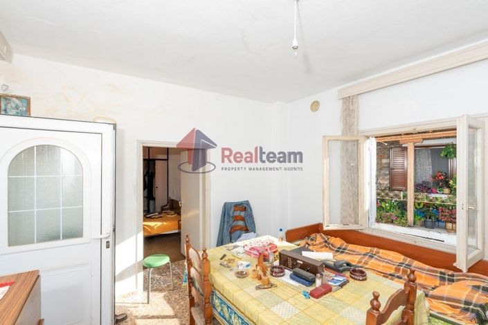 Image No.2-2 Bed Property for sale