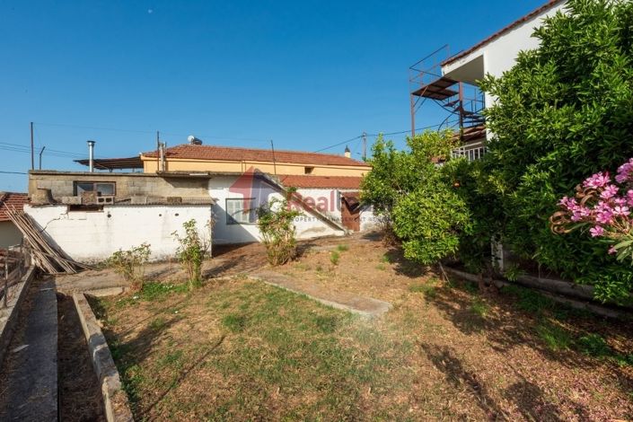 Image No.22-2 Bed Property for sale