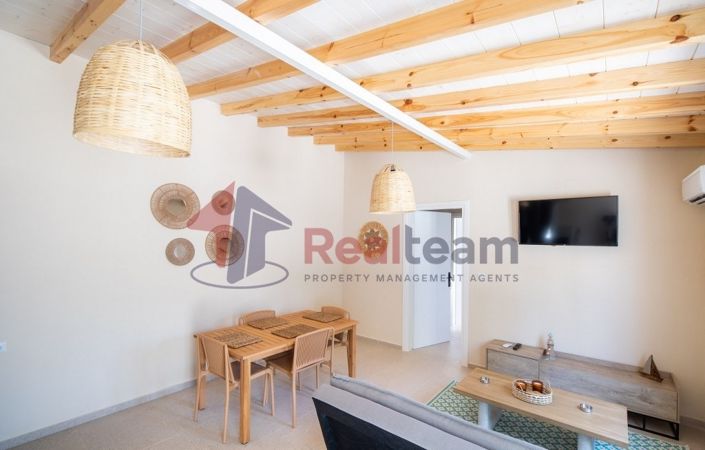 Image No.15-Propriété de 1 chambre à vendre à Chora