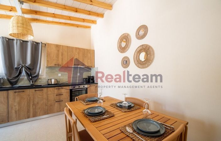 Image No.16-Propriété de 1 chambre à vendre à Chora