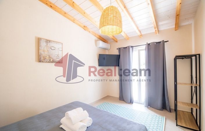 Image No.25-Propriété de 1 chambre à vendre à Chora