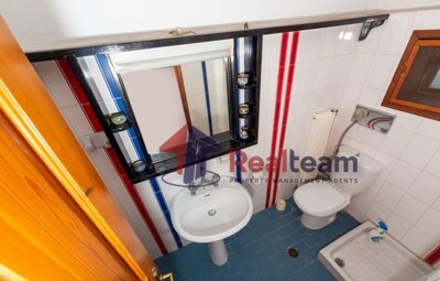 imgdf2268b5-f0ab-421b-81ed-77c8266f9458