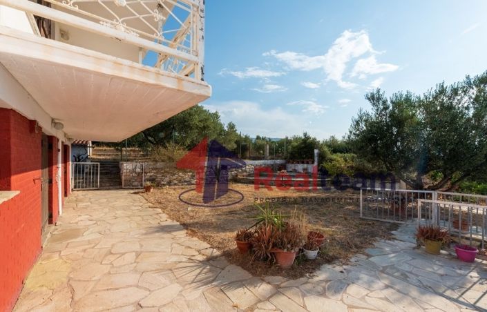 Image No.20-3 Bed Property for sale