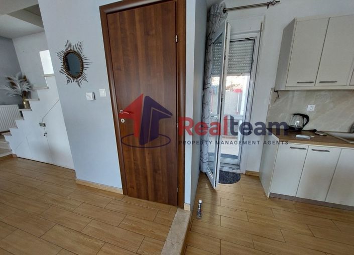 Image No.12-3 Bed Property for sale