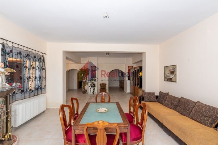 Image No.9-Propriété de 5 chambres à vendre à Volos