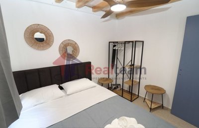 imga8c505a3-0bc4-4f7a-bdf4-23fb847e5d45