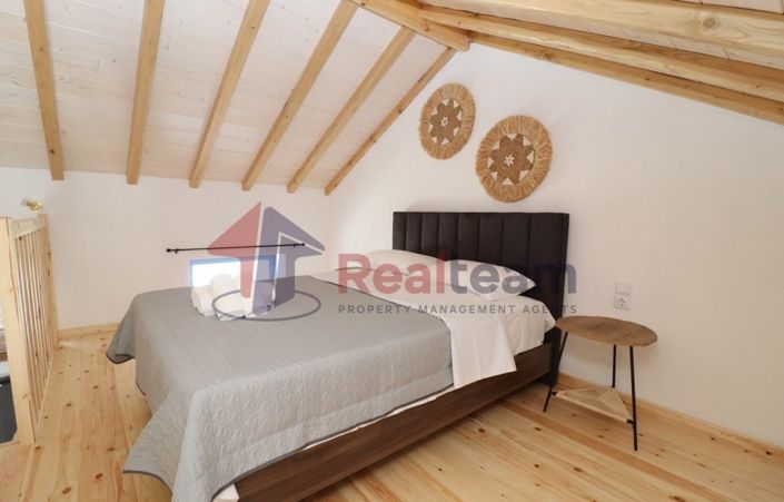 Image No.19-Propriété de 1 chambre à vendre à Chora