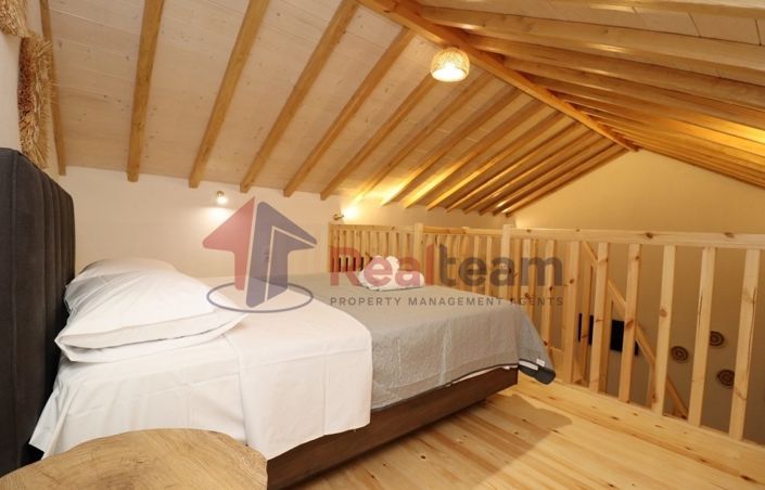 Image No.21-Propriété de 1 chambre à vendre à Chora