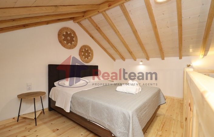 Image No.22-Propriété de 1 chambre à vendre à Chora