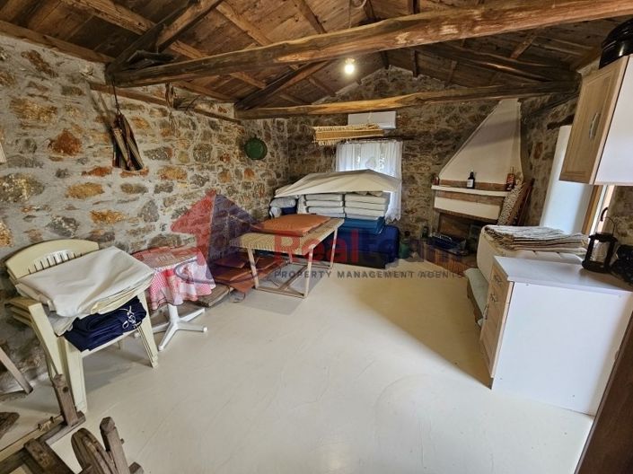 Image No.9-Propriété de 1 chambre à vendre à Alonnisos
