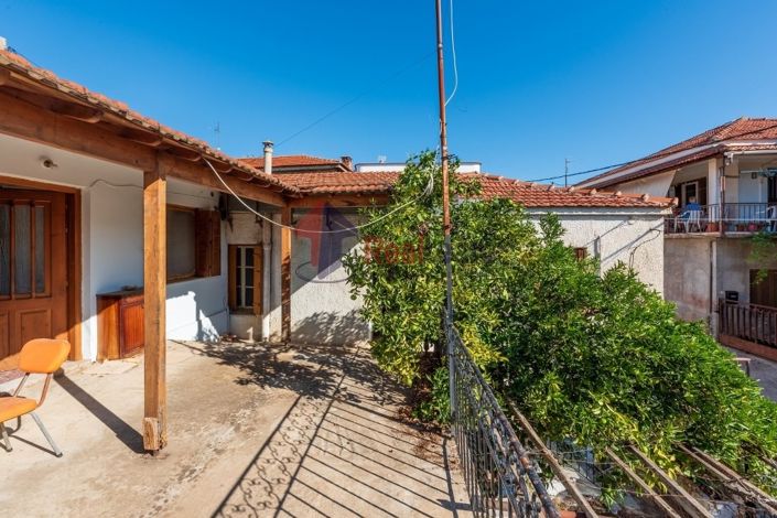 Image No.3-3 Bed Property for sale