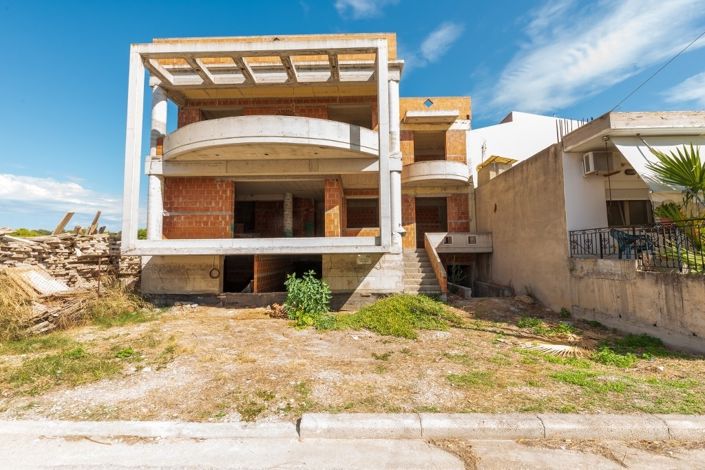 Image No.5-3 Bed Property for sale