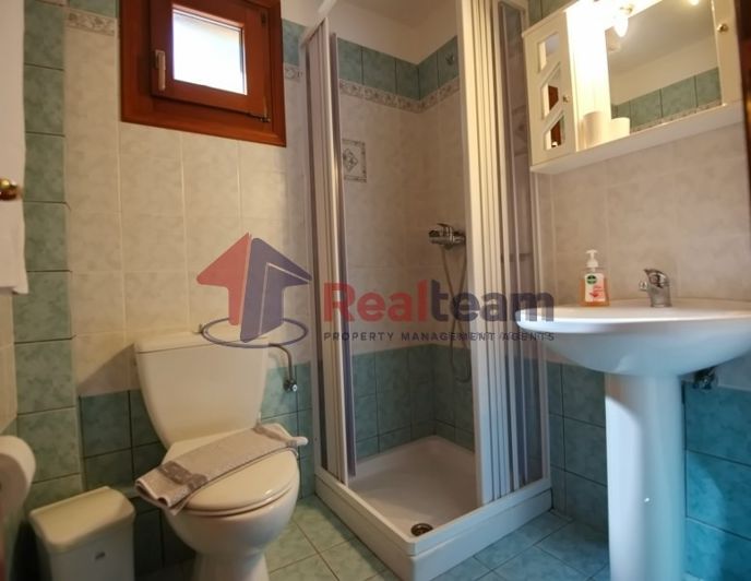 Image No.8-Propriété de 2 chambres à vendre à Votsi