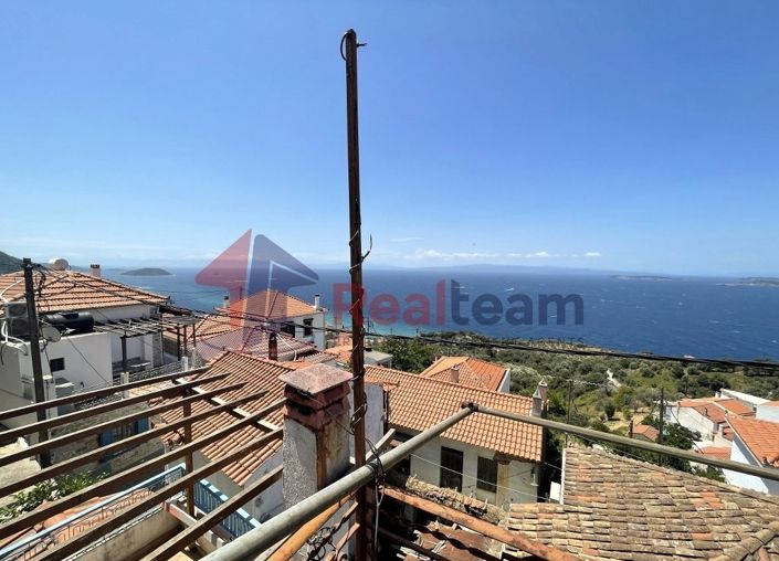 Image No.8-Propriété de 4 chambres à vendre à Glossa