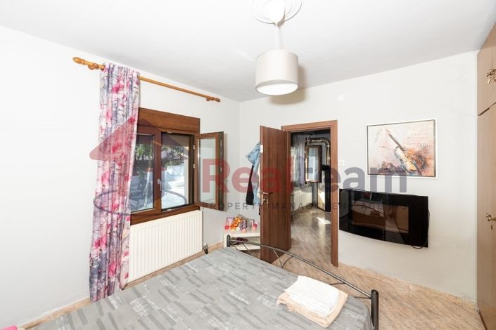 Image No.23-2 Bed Property for sale