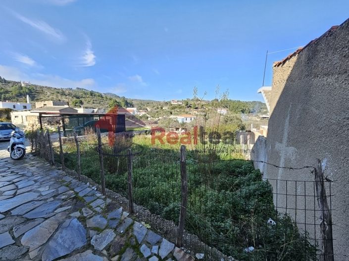 Image No.3-Propriété à vendre à Votsi