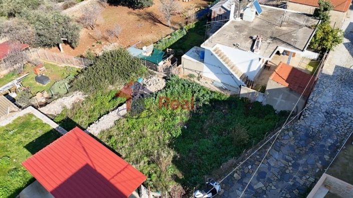 Image No.6-Propriété à vendre à Votsi