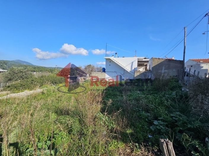 Image No.8-Propriété à vendre à Votsi